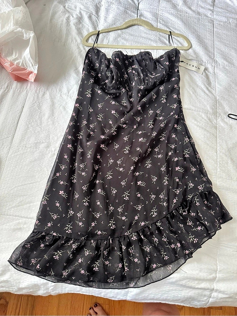 Pacsun Floral Mini Dress in Black & Pink Size XS